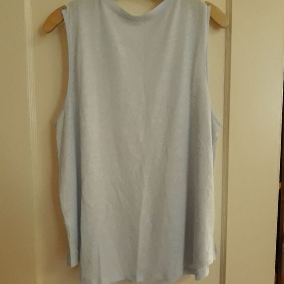 Everyday sleeveless top - Picture 2 of 6
